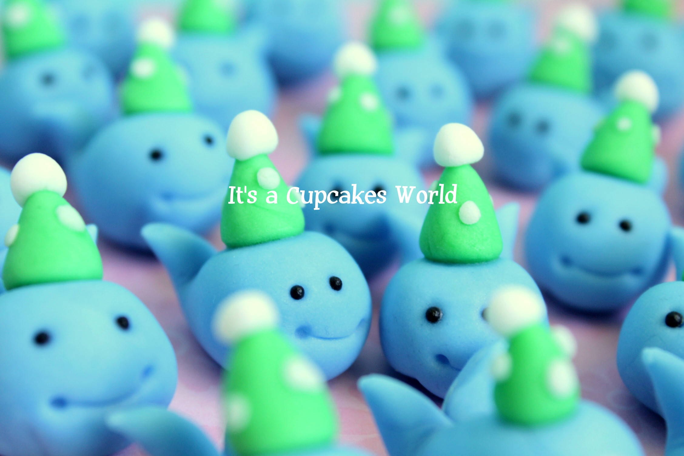 12 Fondant Whale Cupcake Toppers Party Hat / Spout Water Design on Luulla